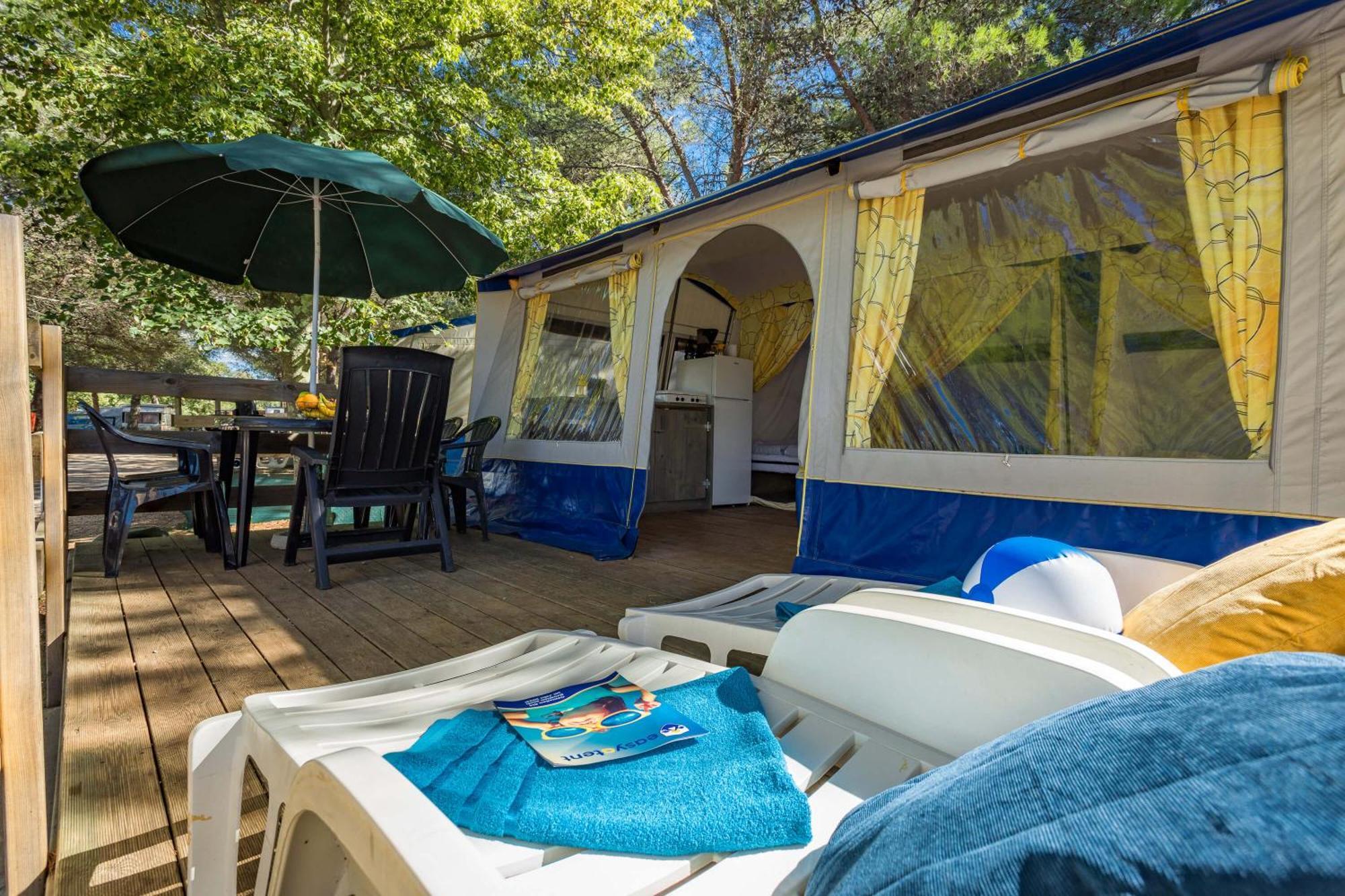 Easyatent Bungalow Tent Lanterna Cervar-Porat Room photo